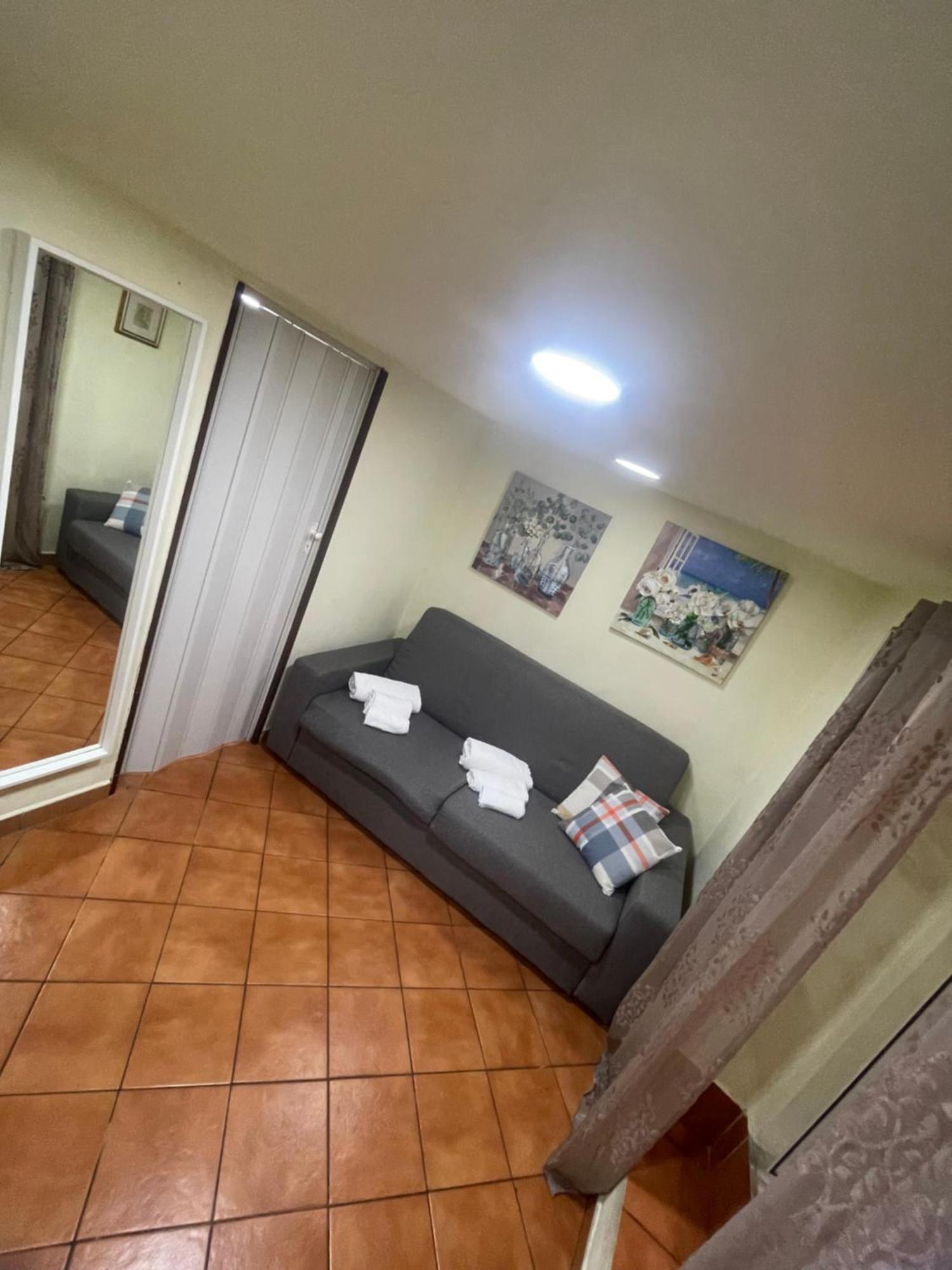 Centro Storico Casa Mari' Apartment Naples Exterior photo